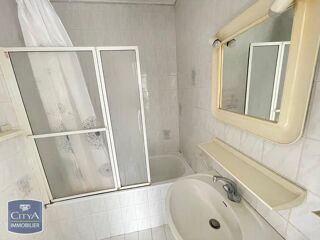  Appartement à louer 2 pièces 32 m²