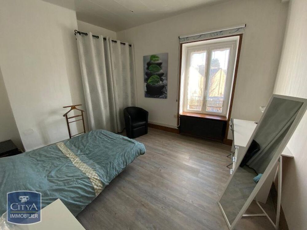EXCLUSIVITÉ - STUDIO MEUBLE COURS BRIAND À louer : venez....