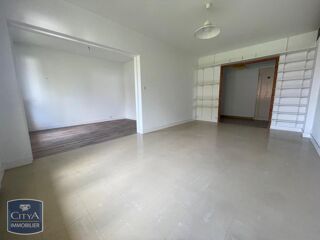  Appartement à louer 4 pièces 78 m²