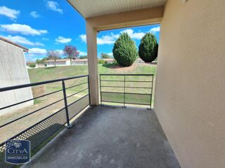  Appartement à louer 3 pièces 56 m²