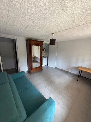  Appartement à louer 1 pièce 20 m²