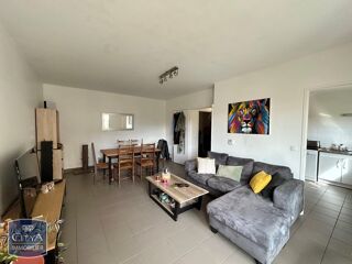  Appartement à louer 2 pièces 64 m²