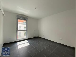  Appartement à louer 2 pièces 44 m²
