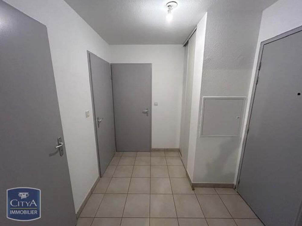 location Appartement - 2 pièce(s) - 46 m² Grand-Charmont (25200)