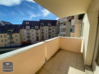  Appartement à louer 3 pièces 65 m²