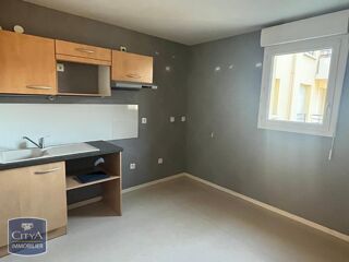  Appartement à louer 3 pièces 70 m²