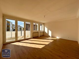  Appartement à louer 3 pièces 65 m²