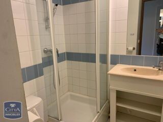  Appartement à louer 2 pièces 42 m²
