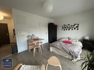  Appartement à louer 1 pièce 26 m²