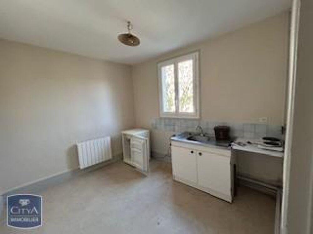 À LOUER : Appartement T1 situé à Grenoble, dans le quart....