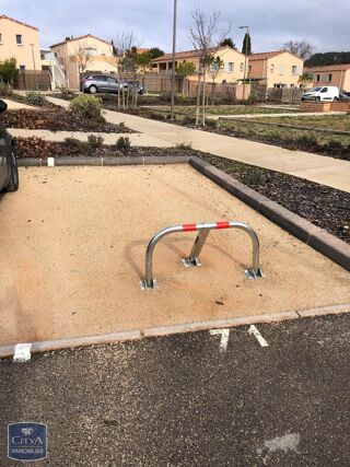  Parking / Garage � louer 