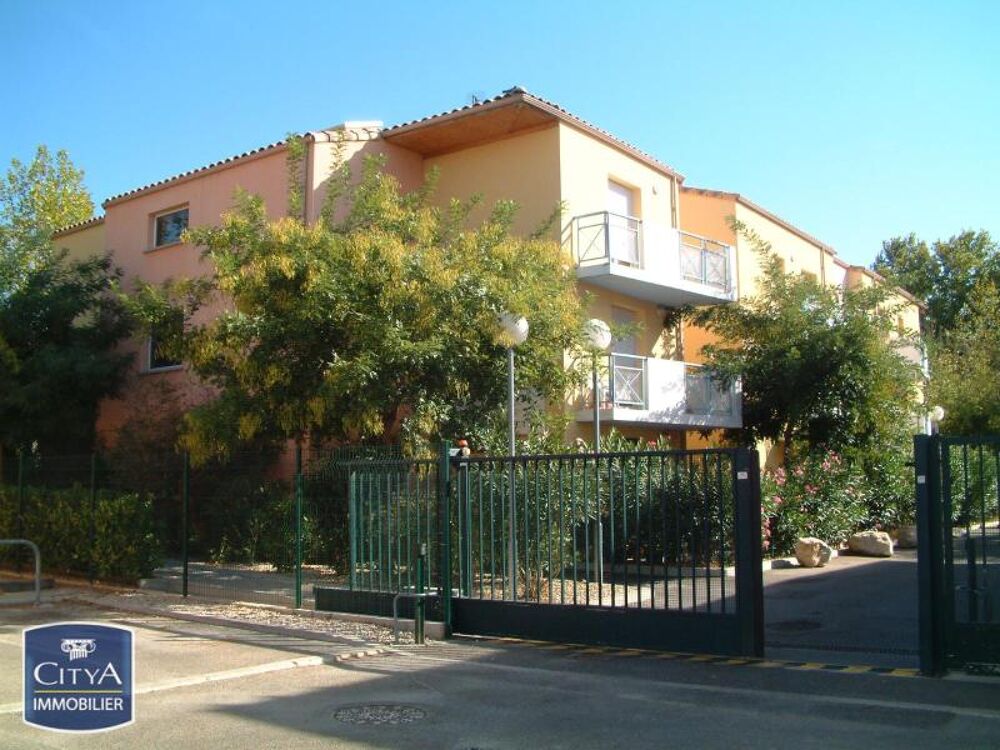 Appartement T3 avec balcon et parking - Marguerittes Dis....