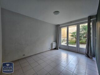  Appartement à louer 2 pièces 37 m²