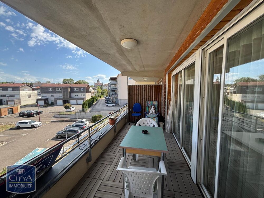 À LOUER : Appartement T3 situé à Valdahon, dans le dépar....
