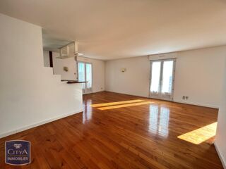  Appartement à louer 2 pièces 75 m²