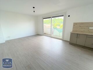  Appartement à louer 3 pièces 59 m²