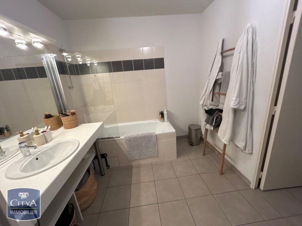 À LOUER : Bel Appartement T3, idéalement situé dans la c....