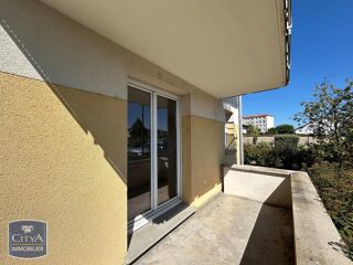  Appartement à louer 2 pièces 45 m²