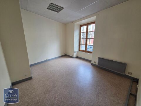 &Agrave; LOUER : Local professionnel T2 situ&eacute; Boulevard Trio... 350 63500 Issoire