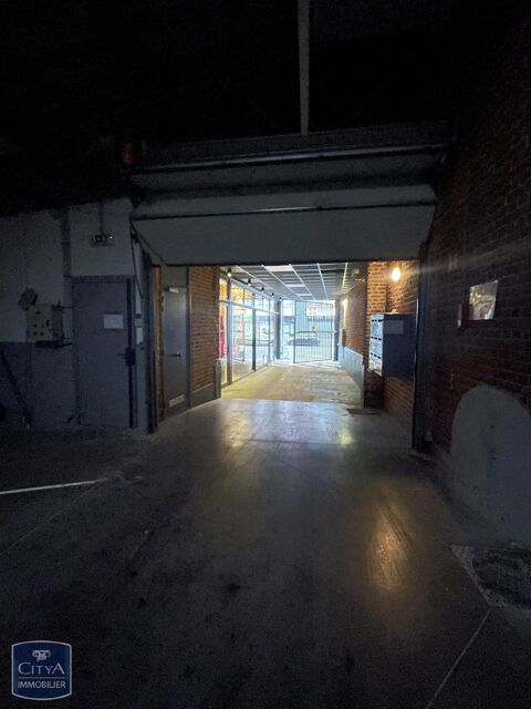  Parking / Garage � louer 