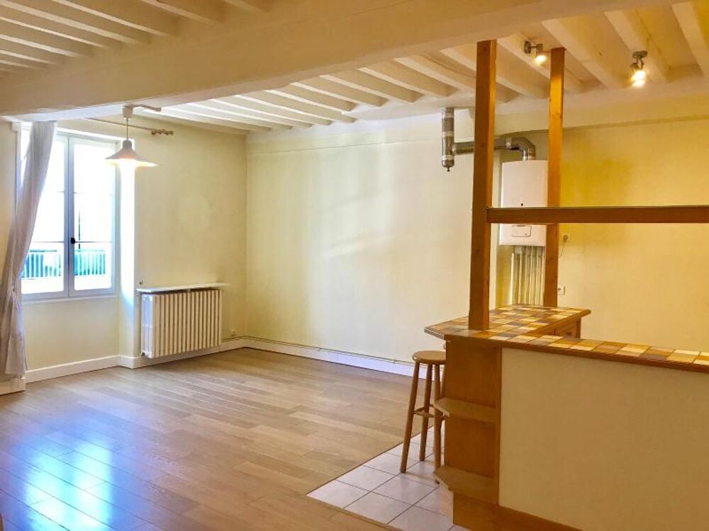 Appartement T2 - Situé Place Genevès - Proche Gare, Cent....