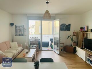  Appartement à louer 2 pièces 54 m²
