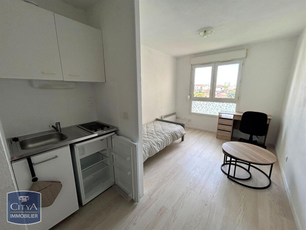location Appartement - 1 pièce(s) - 19 m² Lyon 8