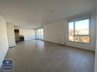  Appartement à louer 3 pièces 80 m²