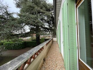  Appartement � louer 4 pi�ces 109 m�