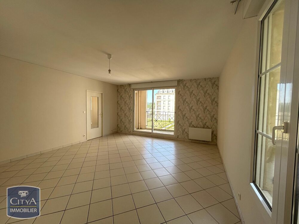 location Appartement - 4 pièce(s) - 91 m² Le Mans (72000)