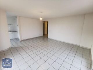  Appartement à louer 3 pièces 75 m²