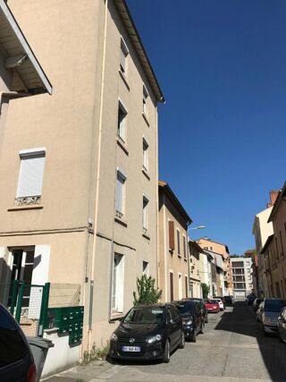  Appartement à louer 1 pièce 32 m²