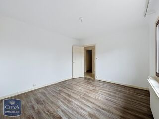  Appartement à louer 3 pièces 76 m²