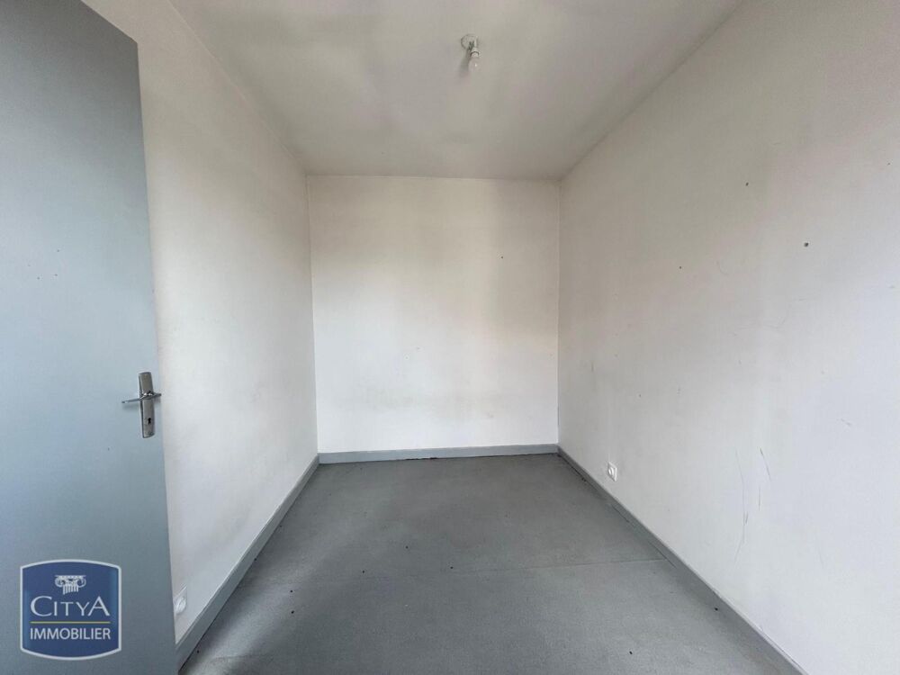 À LOUER : Appartement T2 situé à Firminy, dans le départ....