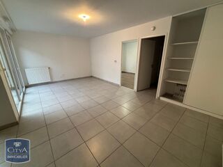  Appartement à louer 2 pièces 48 m²