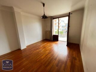  Appartement à louer 3 pièces 65 m²
