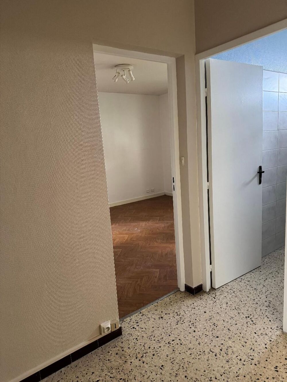 location Appartement - 1 pièce(s) - 31 m² Montbrison (42600)