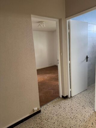  Appartement à louer 1 pièce 31 m²
