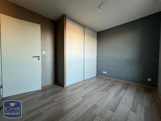  Appartement à louer 3 pièces 61 m²