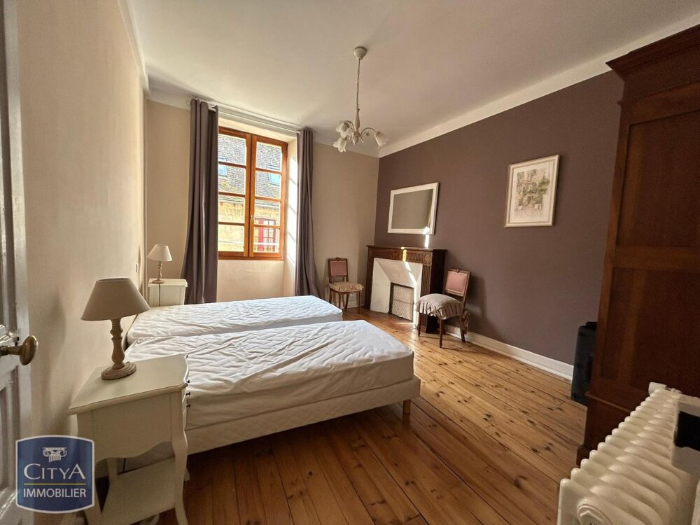 location Appartement - 3 pièce(s) - 72 m² Sarlat-la-Canéda (24200)