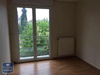  Appartement à louer 3 pièces 49 m²