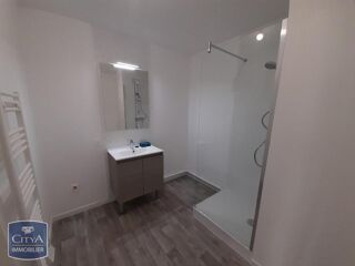  Appartement à louer 3 pièces 58 m²