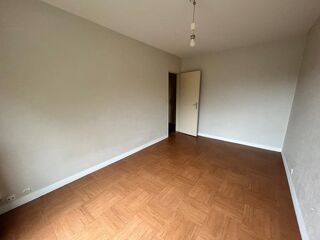  Appartement à louer 1 pièce 28 m²