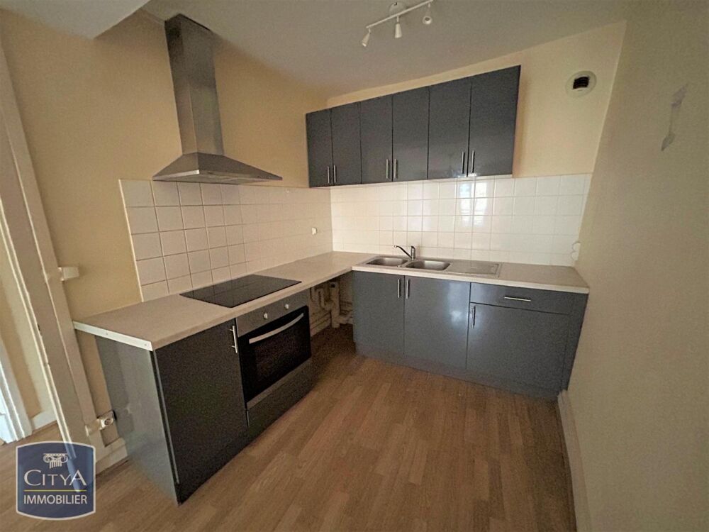 À LOUER : Appartement T4 situé à Bourganeuf, dans le cod....