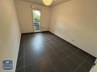  Appartement à louer 2 pièces 45 m²