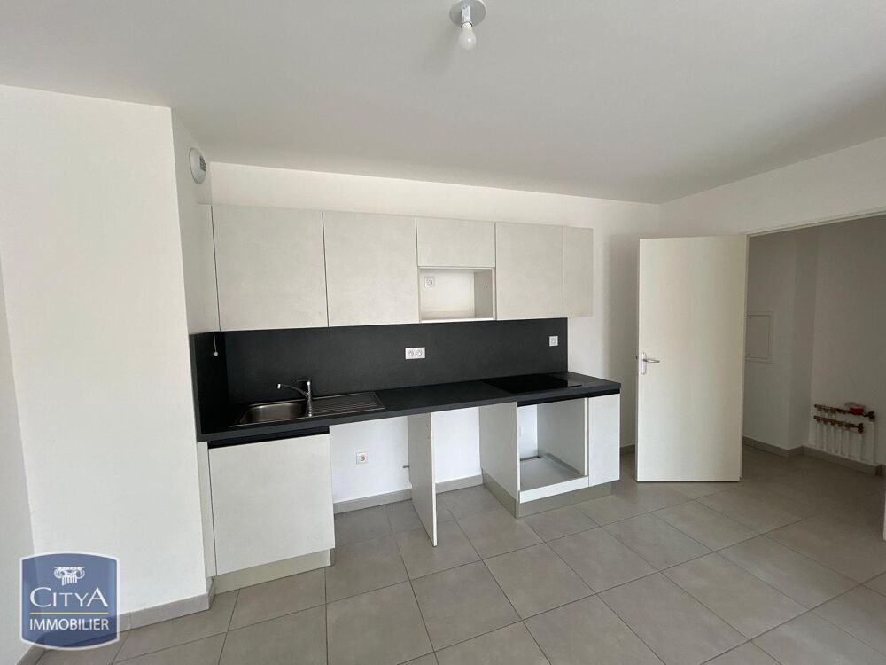 location Appartement - 4 pièce(s) - 76 m² Port-de-Bouc (13110)
