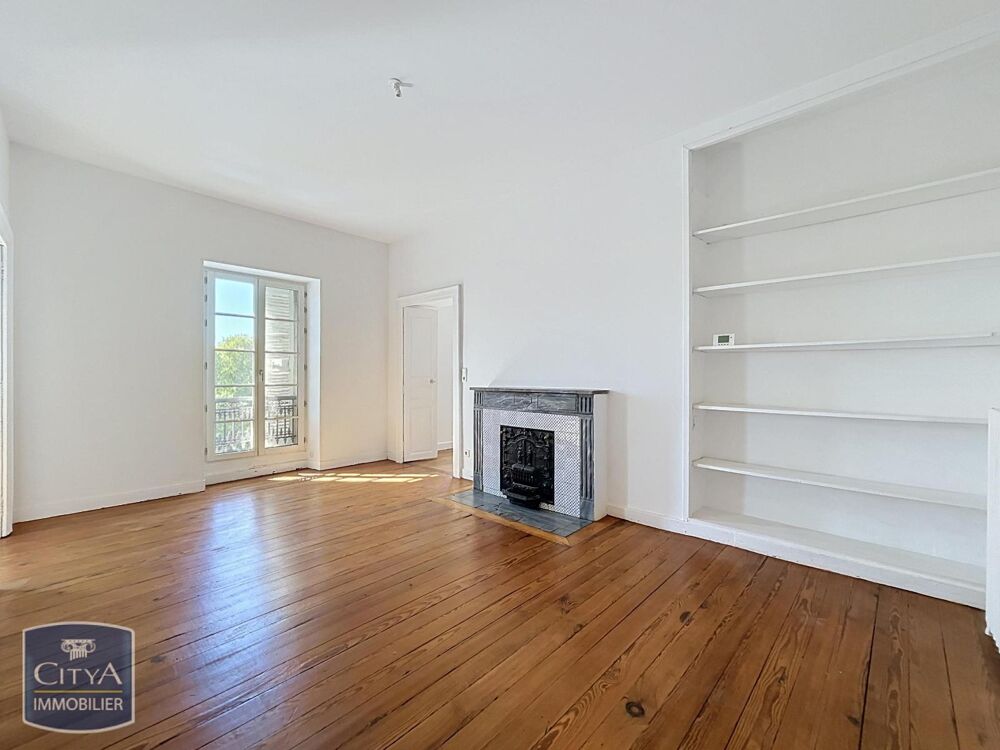 location Appartement - 5 pièce(s) - 190 m² Nîmes (30000)