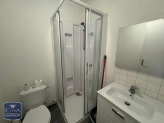  Appartement à louer 1 pièce 28 m²