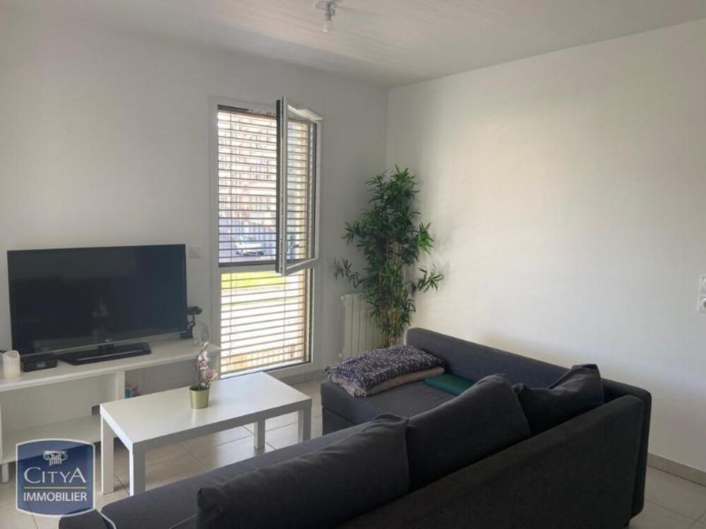 location Appartement - 2 pièce(s) - 43 m² Lyon 8