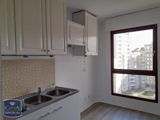  Appartement à louer 4 pièces 88 m²